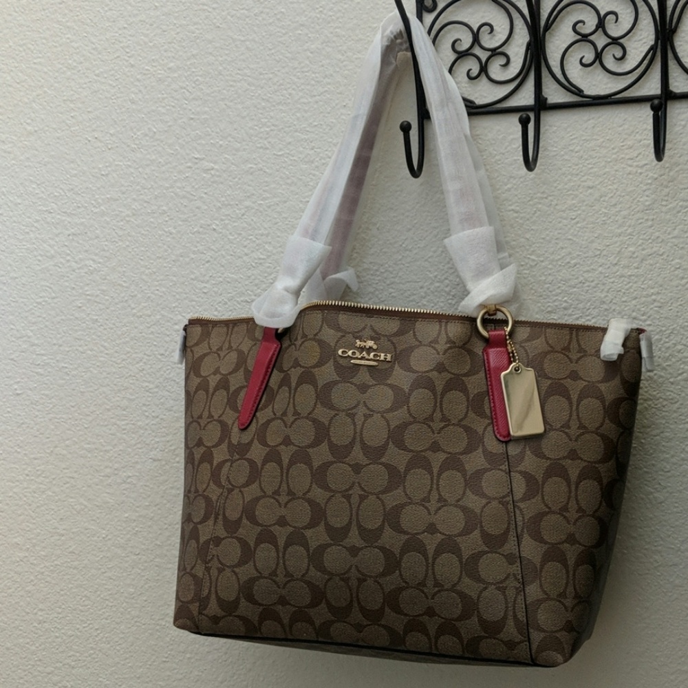 Coach purse